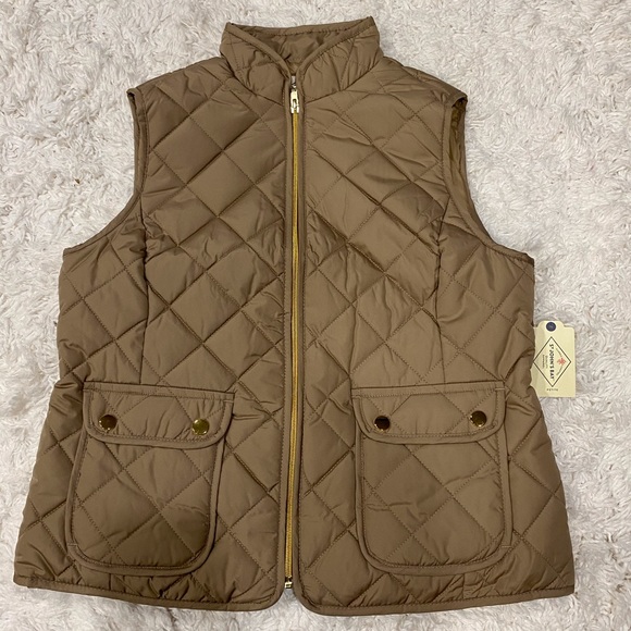 St. John’s Bay Quilted Vest NWT - Picture 1 of 5